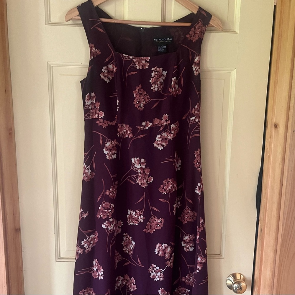 Vintage Metropolitan Collection Women's Plum Floral Midi Dress